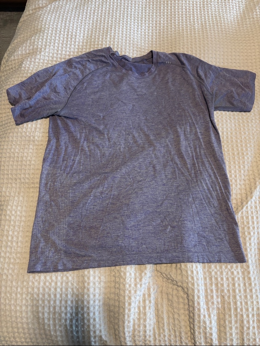 lululemon athletica Men's Heathered Lavender Short Sleeve Tee